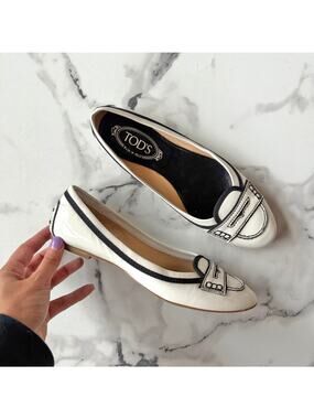 Tod's White Patent Leather Penny Loafers Flats Size 39